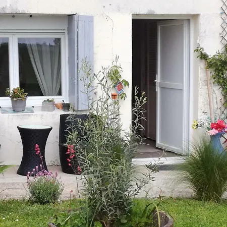 Maison D'hote Orion בית הארחה
